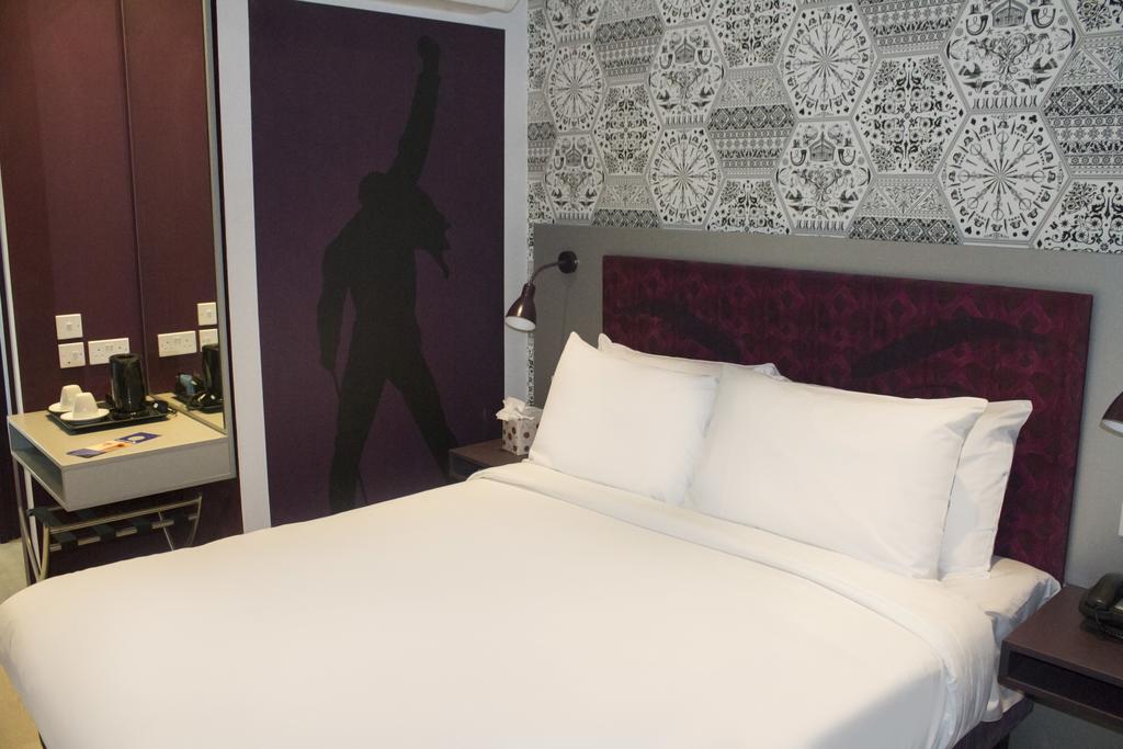 Best Western Plus London Wembley Hotel Bagian luar foto